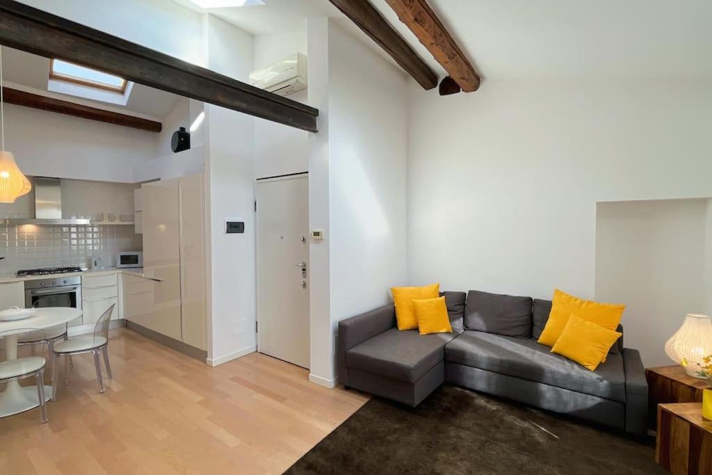 レッコCasa Moira - Affitti Brevi Italiaアパートメント エクステリア 写真
